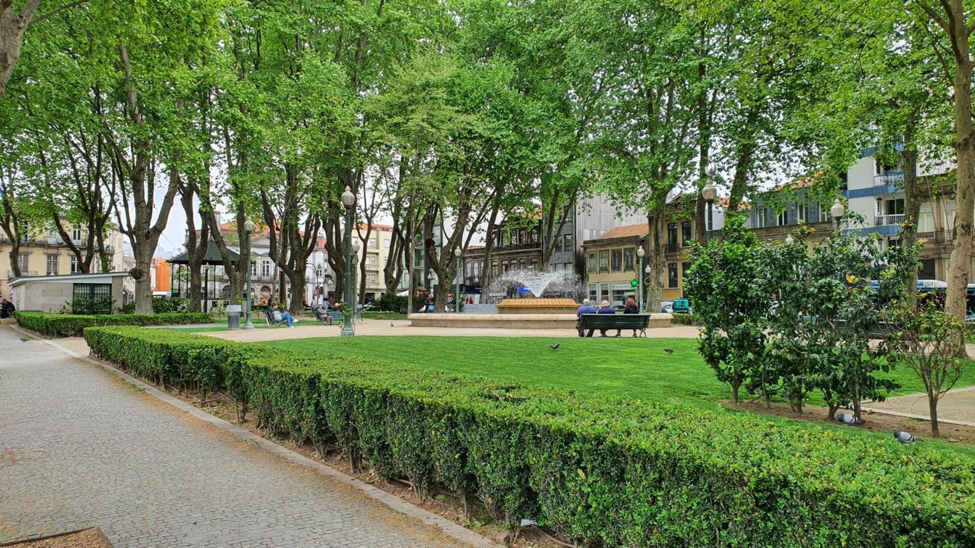 Downtown Porto With Parking Free Next To Subway Appartement Buitenkant foto